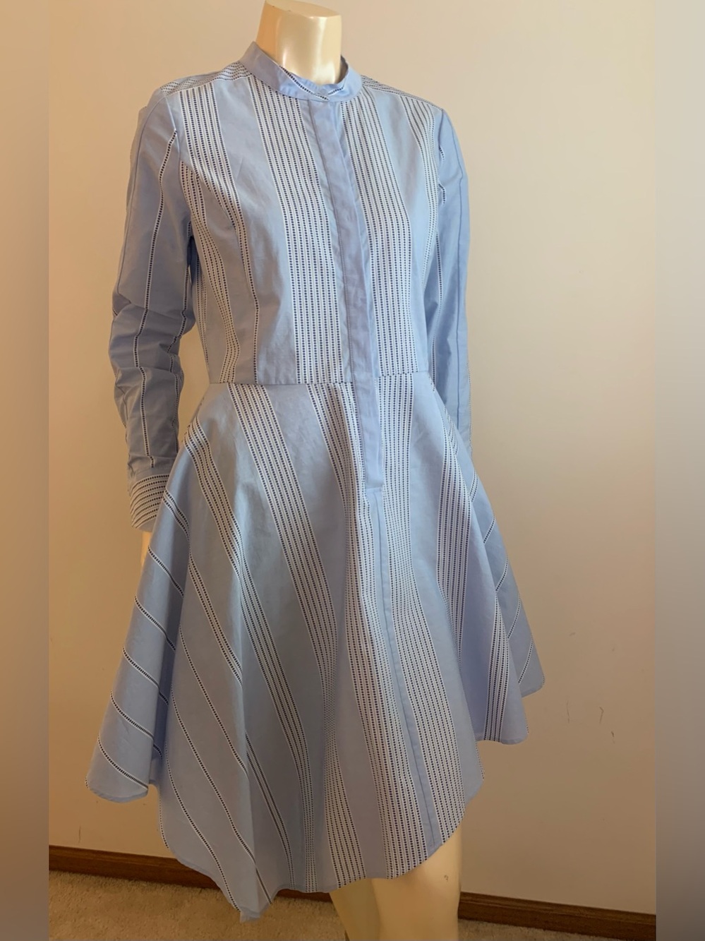❤️ BCBGMaxAzria RAYANNE Aline handkerchief hemline Dress